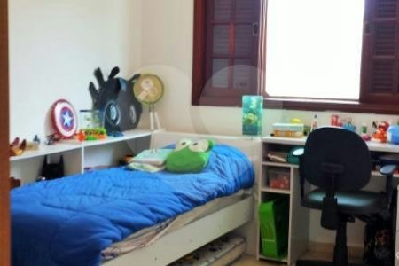 Sobrado à venda com 4 quartos em Brooklin Velho, São Paulo, SP