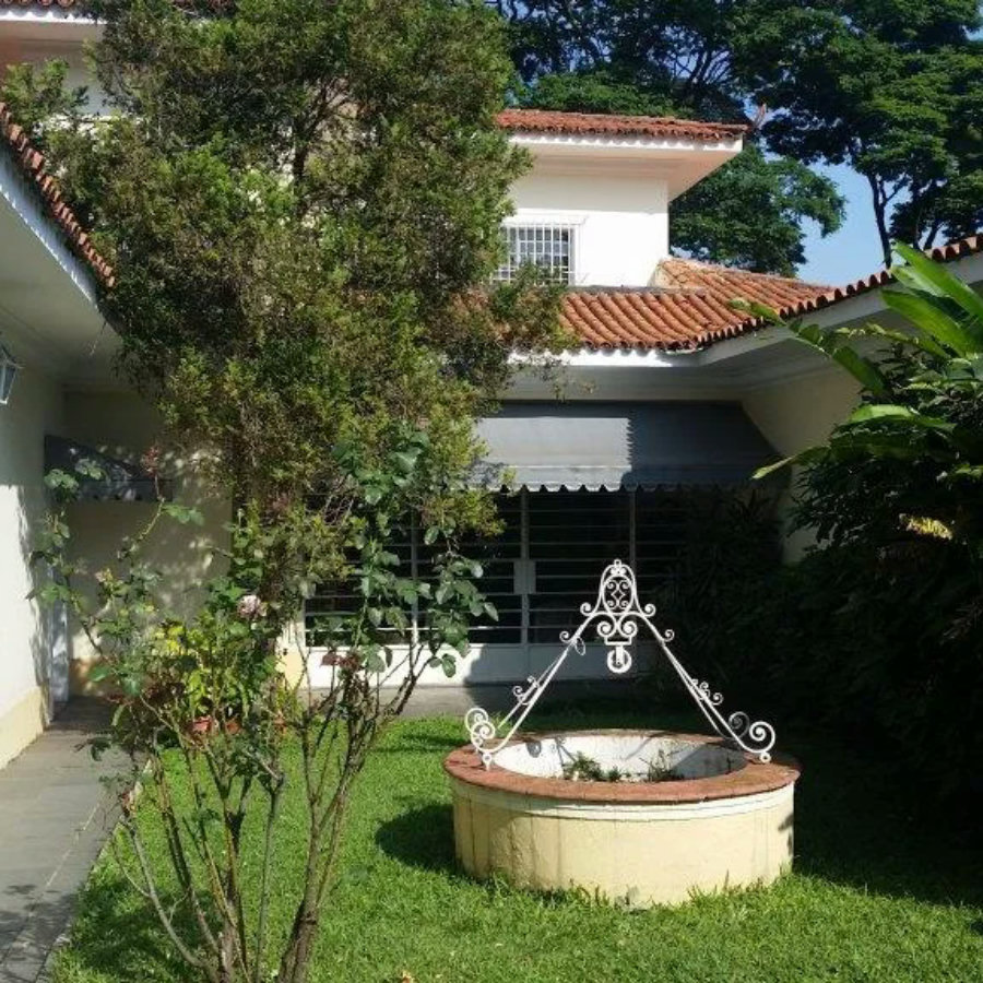 Casa à venda com 3 quartos, sendo 1 suíte, em Butantã, São Paulo, SP