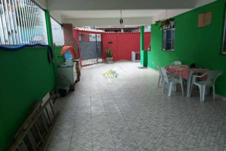 Casa à venda com 5 quartos em Santíssimo, Rio de Janeiro, RJ