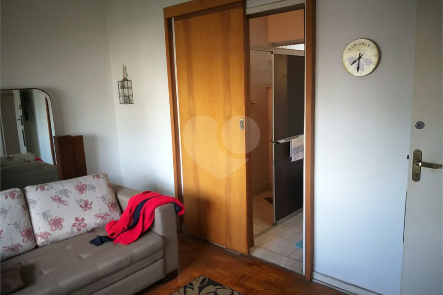 Apartamento de 4 quartos (1 suíte), à venda no Paraíso