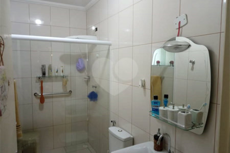Casa à venda com 3 quartos, sendo 2 suítes, em Vila Flávio, Mogi das Cruzes, SP