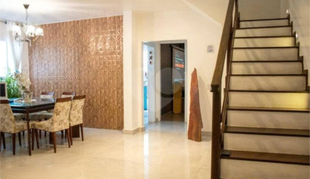 Casa à venda com 5 quartos, sendo 1 suíte,  em Grajaú, Rio de Janeiro, RJ