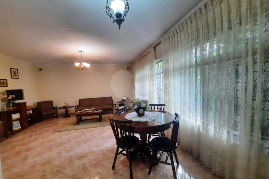 Sobrado à venda com 3 quartos, sendo 1 suíte, em Vila Medeiros, São Paulo, SP