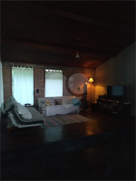 Casa à venda com 3 suítes no condomínio Alpes da Cantareira, Mairiporã - SP