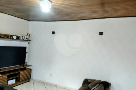 Casa à venda com 3 quartos, sendo 1 suíte, em Tupy, Itapetininga, SP