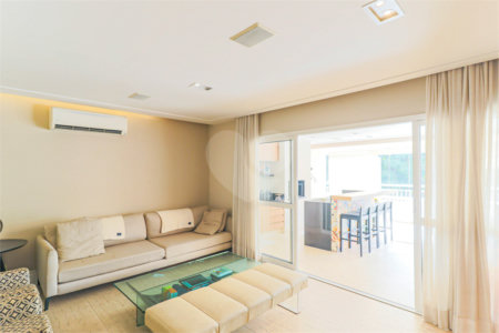 Apartamento à venda com 3 suítes em Brooklin, São Paulo, SP