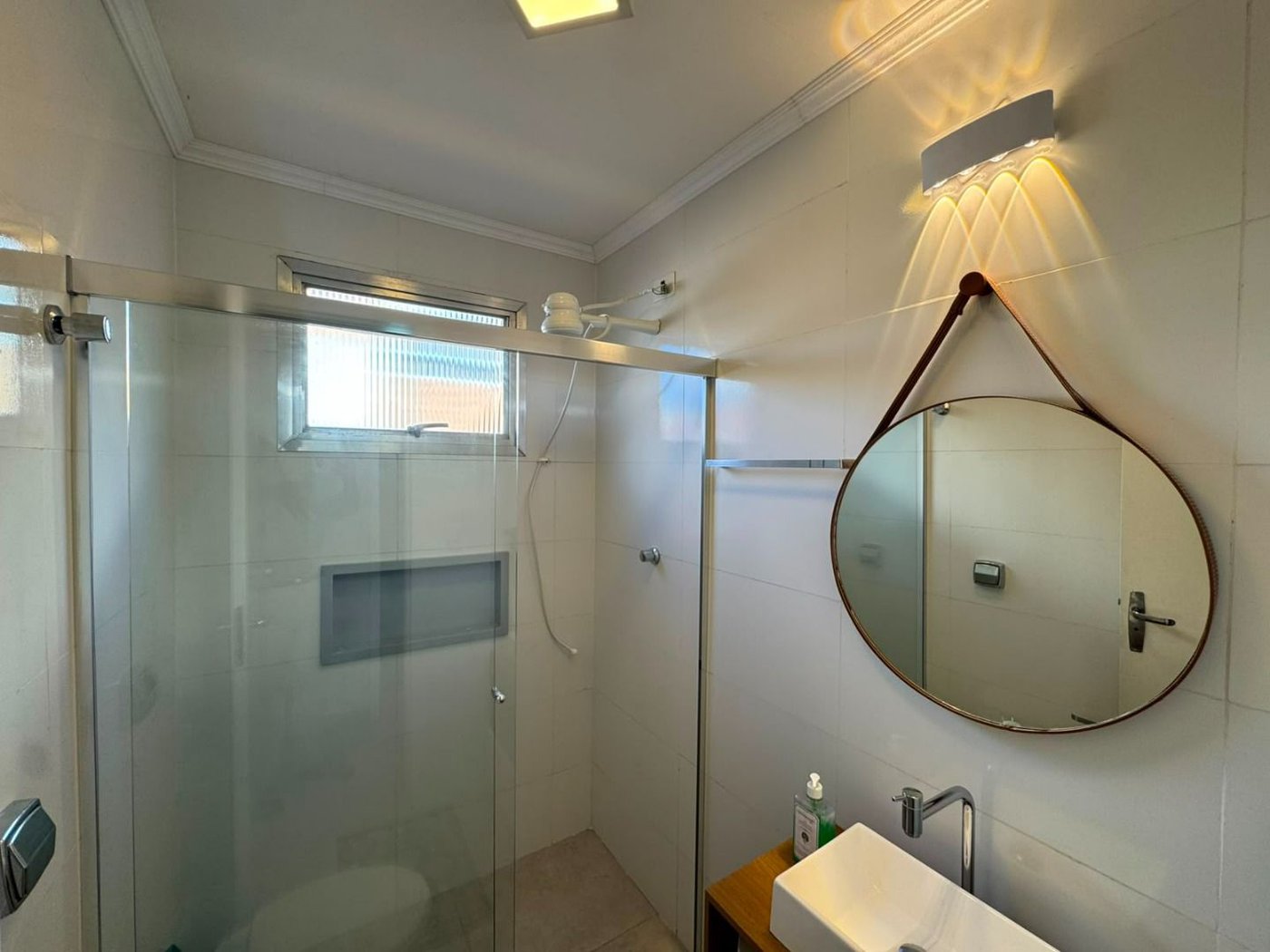 Apartamento com 3 dormitórios à venda, 70 m² por R$ 315.000,00 - Jardim São Miguel - Guarujá/SP