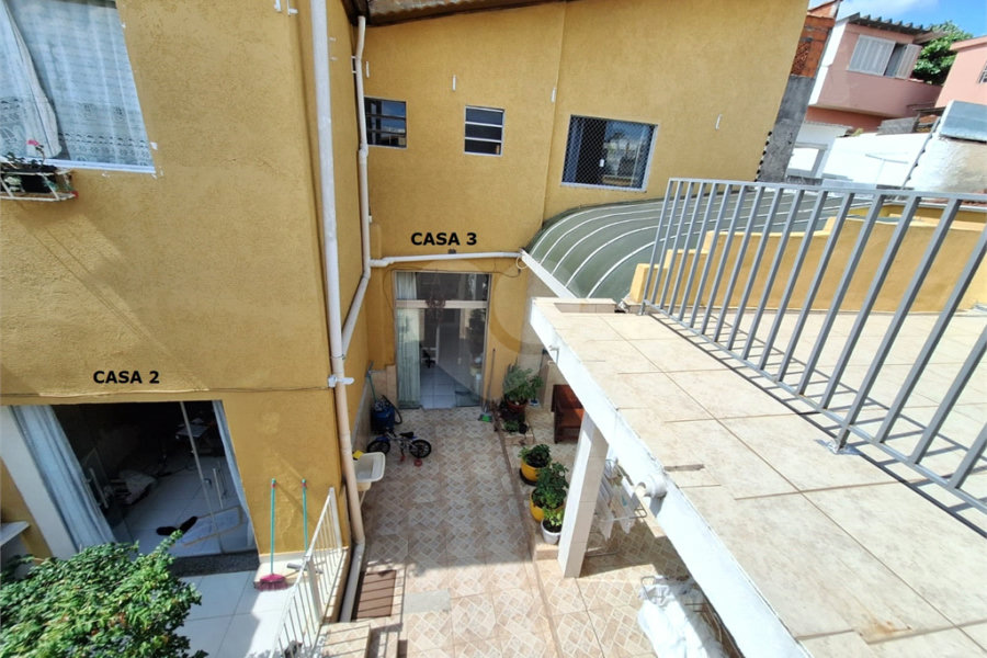 Sobrado à venda com 4 quartos, sendo 3 suítes, em Lauzane Paulista, São Paulo, SP