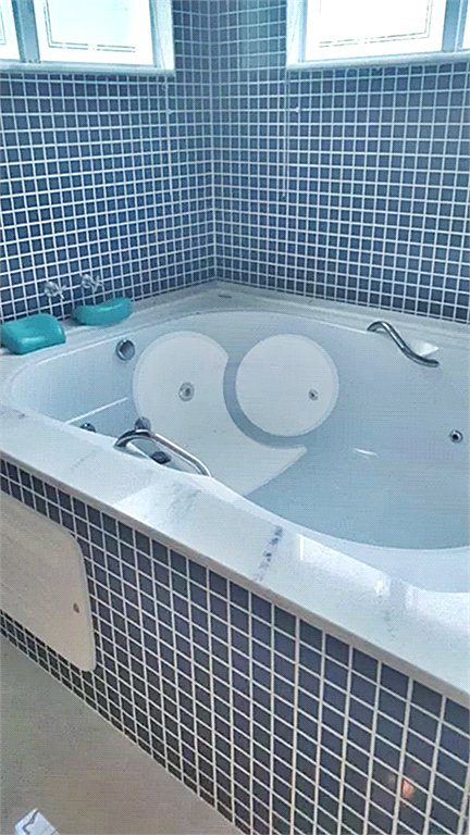 Casa à venda com 3 suítes no condomínio Sausalito, Mairiporã - SP