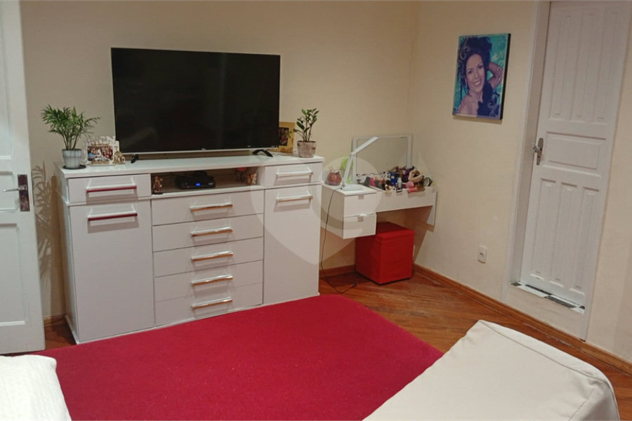 Casa de Vila à venda com 2 quartos, sendo 1 suíte, em Bom Retiro, São Paulo, SP