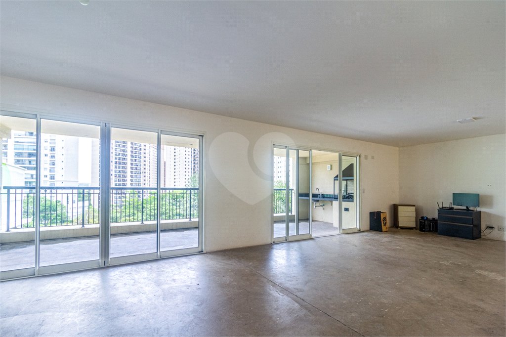 Apartamento à venda com 4 suítes em Santo Amaro, São Paulo, SP