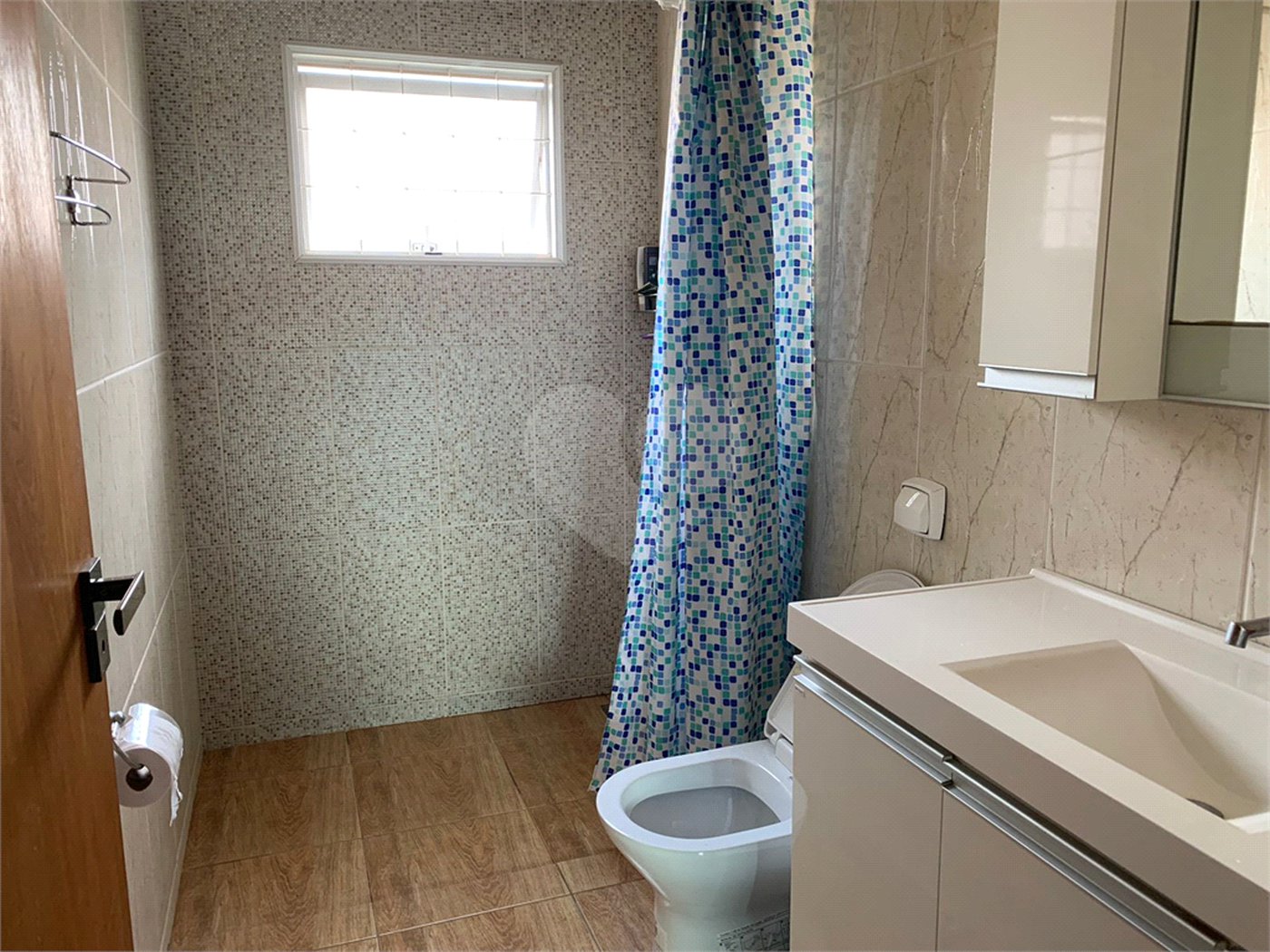 Casa à venda com 3 quartos, sendo 2 suítes, em Jardim Celani, Salto, SP
