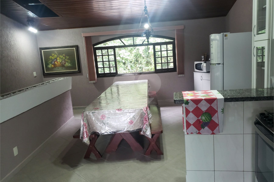 Casa à venda com 3 suítes no condomínio Alpes da Cantareira, Mairiporã - SP