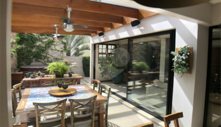 Casa à venda com 4 suítes no condomínio Residencial Floresta, São Paulo - SP