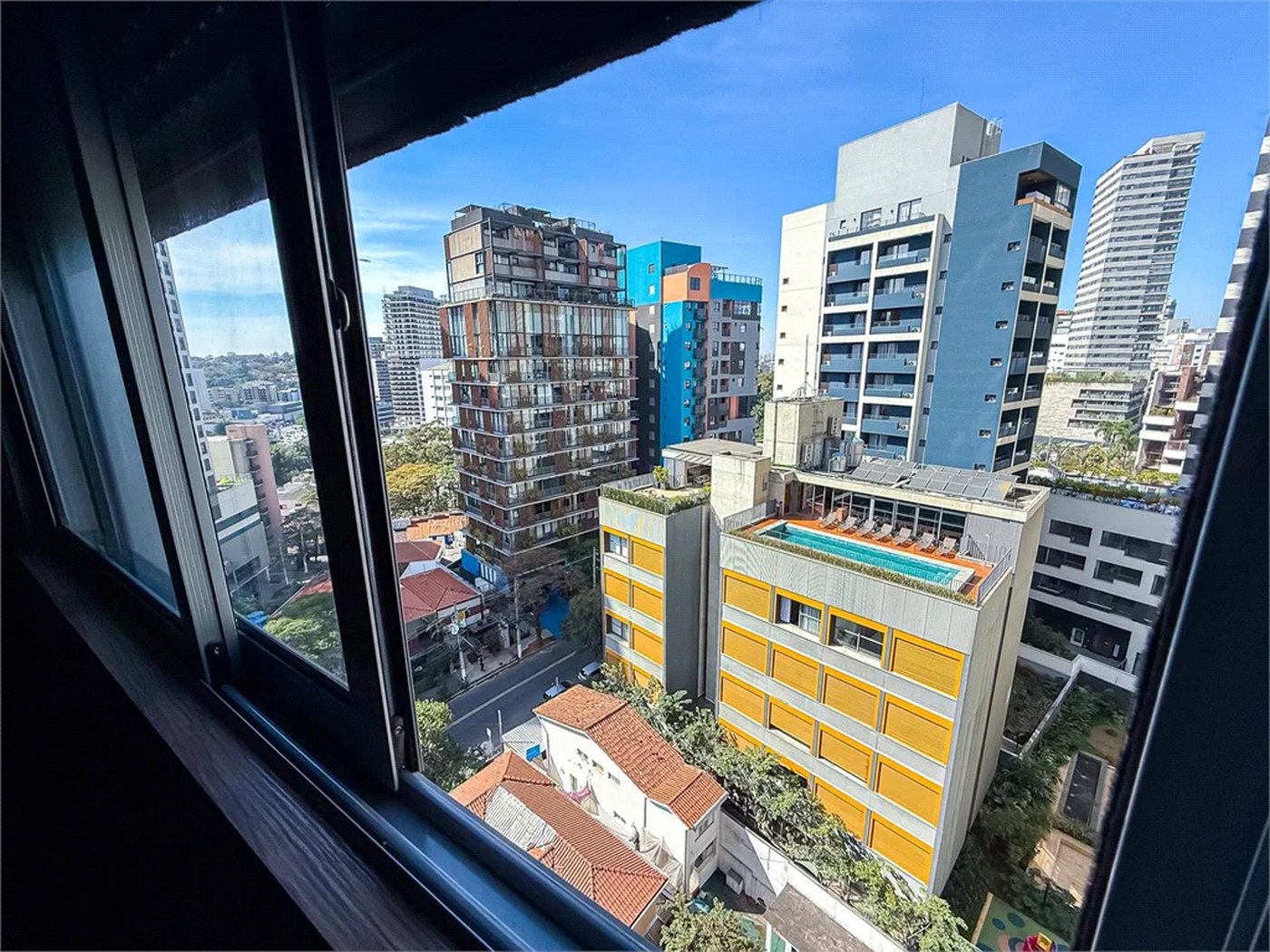Apartamento à venda com 3 suítes em Sumarezinho, São Paulo, SP