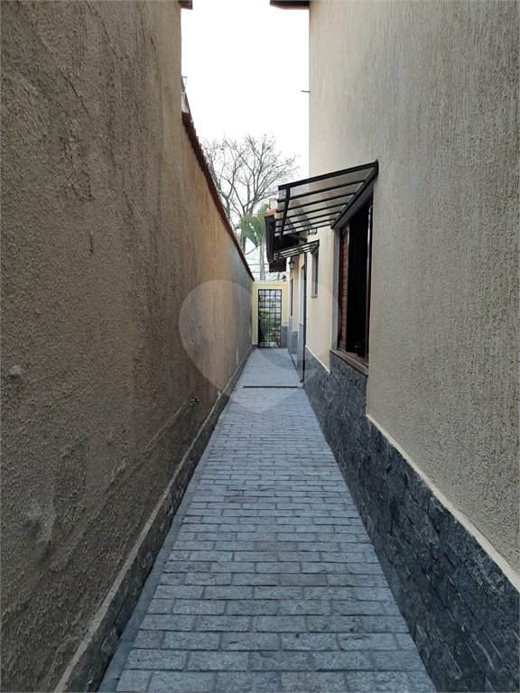 Casa Térrea à venda com 3 quartos, sendo 1 suíte, em Vila Lavínia, Mogi das Cruzes, SP
