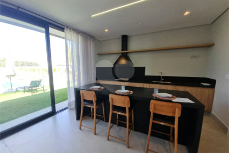 Casa à venda com 4 suítes no condomínio Xapada Park Ytu, Itu - SP