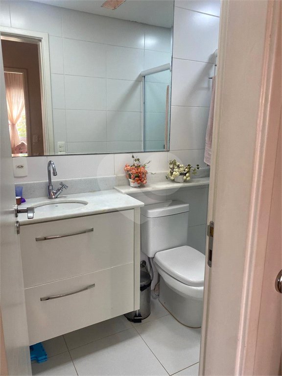 Casa à venda com 3 quartos, sendo 1 suíte,  no condomínio Vida Verde 1, Suzano - SP