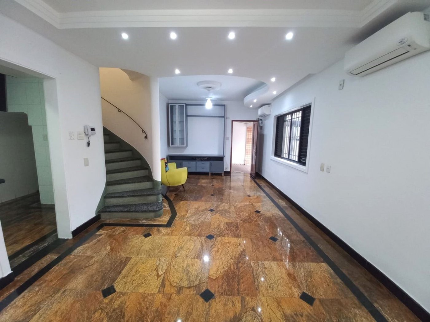 Casa com 3 dormitórios à venda, 150 m² por R$ 960.000,00 - Macuco - Santos/SP