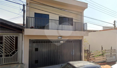 Sobrado à venda com 3 quartos em Jardim Bicão, São Carlos, SP
