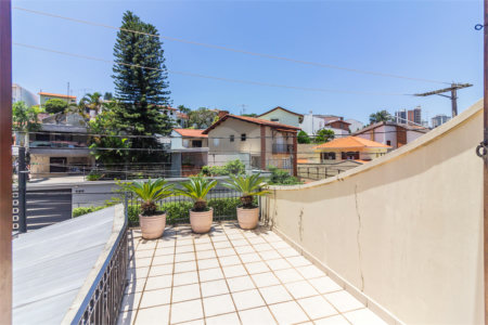Sobrado à venda com 3 quartos, sendo 1 suíte, em Jardim Franca, São Paulo, SP