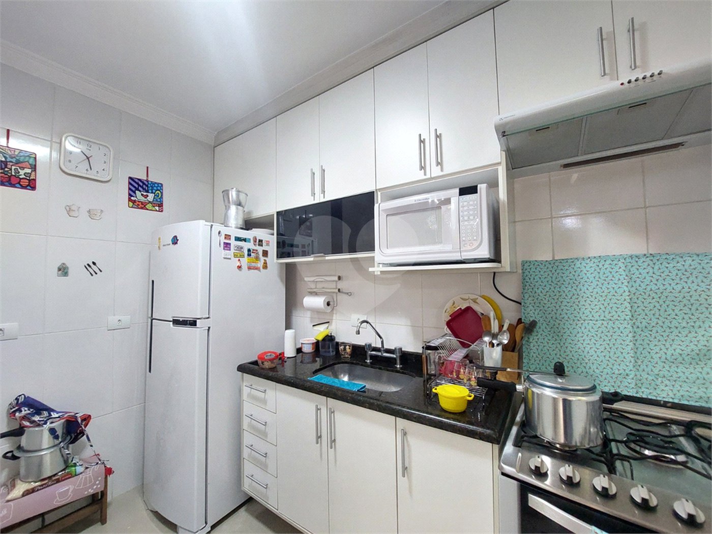 Casa à venda com 3 quartos, sendo 2 suítes,  em Jardim Lallo, São Paulo, SP