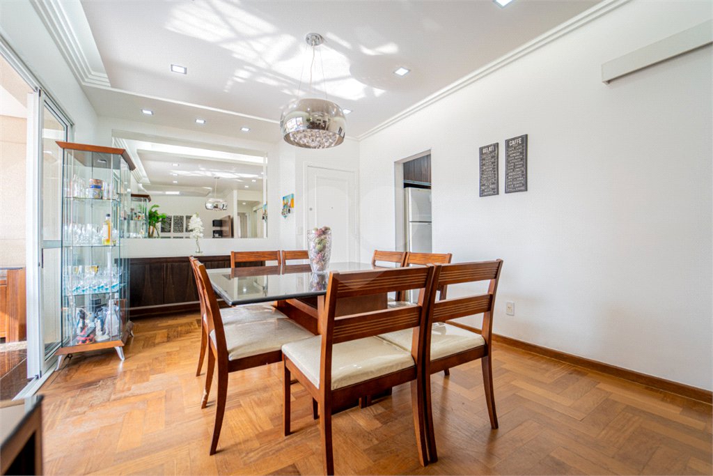 Apartamento à venda com 3 quartos, sendo 1 suíte, em Vila Mascote, São Paulo, SP