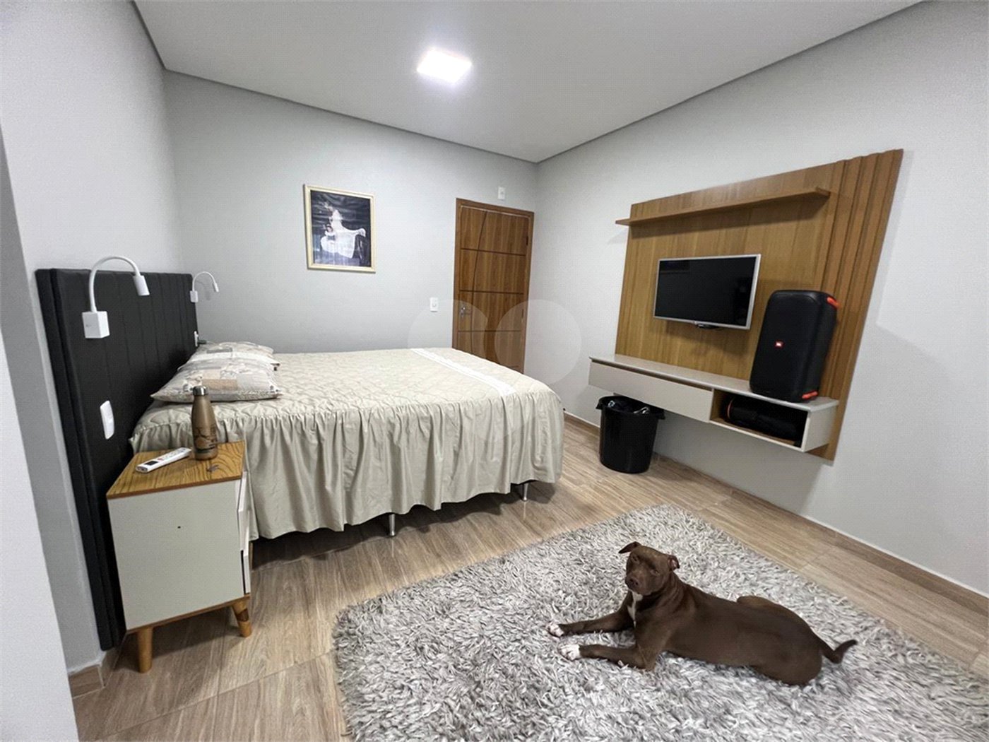 Sobrado à venda com 4 quartos, sendo 2 suítes,  em Jardim Marisa, São Paulo, SP