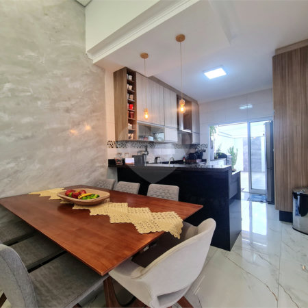Casa à venda com 3 quartos, sendo 1 suíte, no condomínio Horto Florestal Iii, Sorocaba - SP