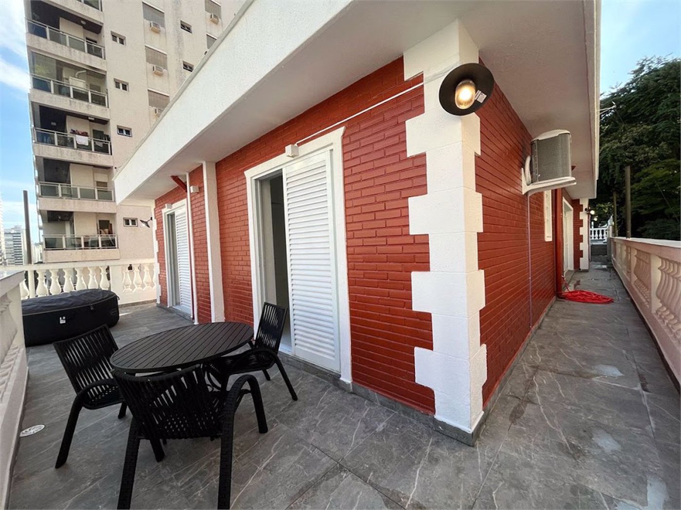 Apartamento Residencial à venda, Centro, Guarujá - AP0133.