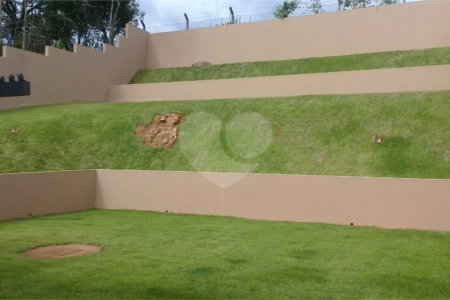 Casa à venda com 3 quartos, sendo 1 suíte,  em Loteamento Jardim Solares, Atibaia, SP