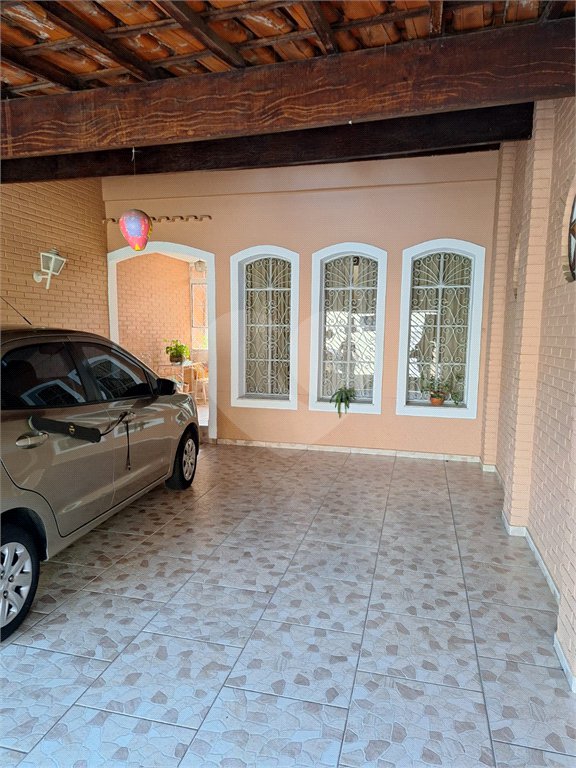 Sobrado à venda com 3 quartos, sendo 1 suíte, em Vila Gustavo, São Paulo, SP