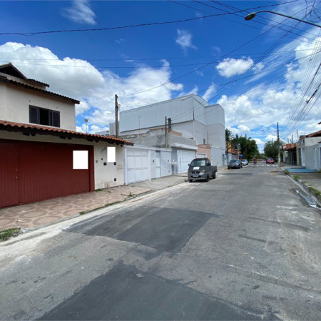 Sobrado à venda com 5 suítes em Jardim dos Ipês, Suzano, SP
