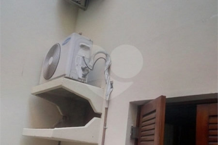 Casa Térrea à venda com 3 quartos, sendo 2 suítes, em Vila Rosália, Guarulhos, SP