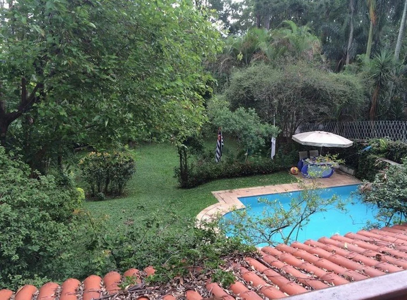 Sobrado à venda com 5 quartos, sendo 3 suítes,  em Fazenda Morumbi, São Paulo, SP