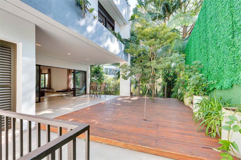 Casa à venda ou para alugar com 4 suítes no condomínio Residencial Vista 908, São Paulo - SP