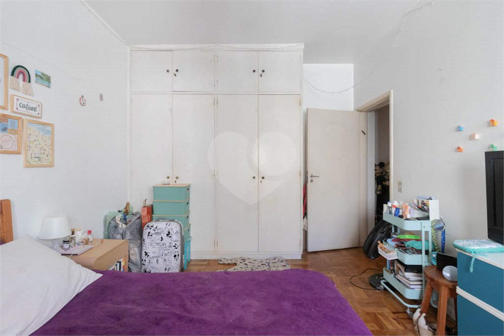 Apartamento à venda com 4 quartos, sendo 1 suíte, em Jardim Paulista, São Paulo, SP