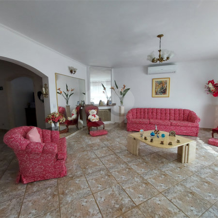 Casa à venda com 4 quartos, sendo 3 suítes, no condomínio São Joaquim, Vinhedo - SP