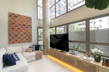 Duplex à venda com 2 suítes em Indianópolis, São Paulo, SP