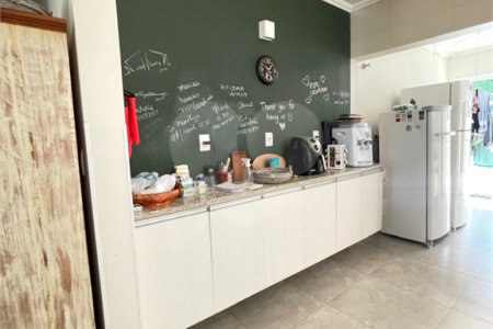 Casa à venda com 4 quartos, sendo 3 suítes, em Cidade Satélite, Atibaia, SP