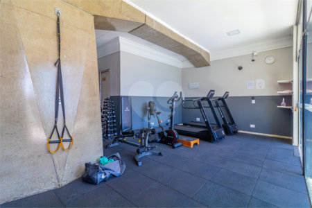 Apartamento à venda com 3 quartos, sendo 1 suíte,  em Alto da Boa Vista, São Paulo, SP