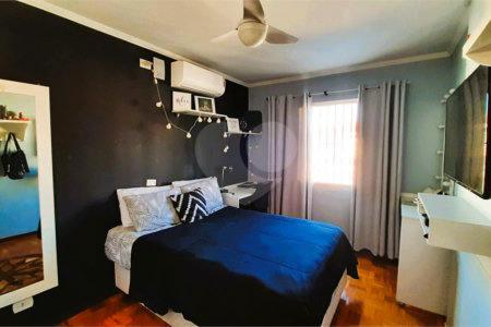 Sobrado à venda com 3 quartos, sendo 1 suíte, em Jardim Prudência, São Paulo, SP