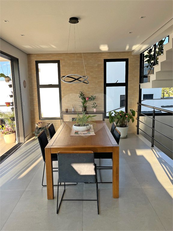 Casa à venda com 3 suítes no condomínio Terras da Alvorada, Itupeva - SP