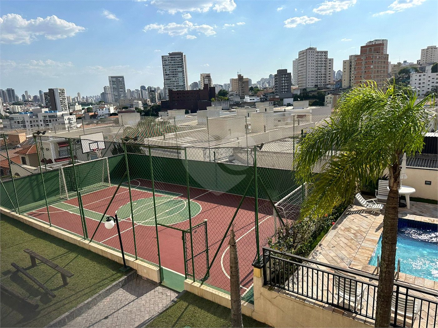 Apartamento à venda com 3 quartos, sendo 1 suíte, em Vila Monumento, São Paulo, SP