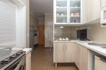 Apartamento à venda com 3 suítes em Chácara Flora, São Paulo, SP