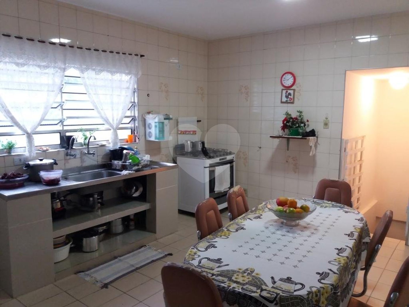 Casa à venda com 4 quartos, sendo 1 suíte,  em Jardim Helga, São Paulo, SP