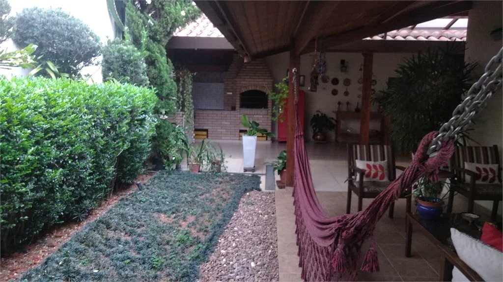 Casa Térrea à venda com 3 suítes em Super Quadra Morumbi, São Paulo, SP