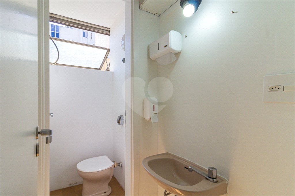 Sala à venda em Bela Vista, São Paulo, SP