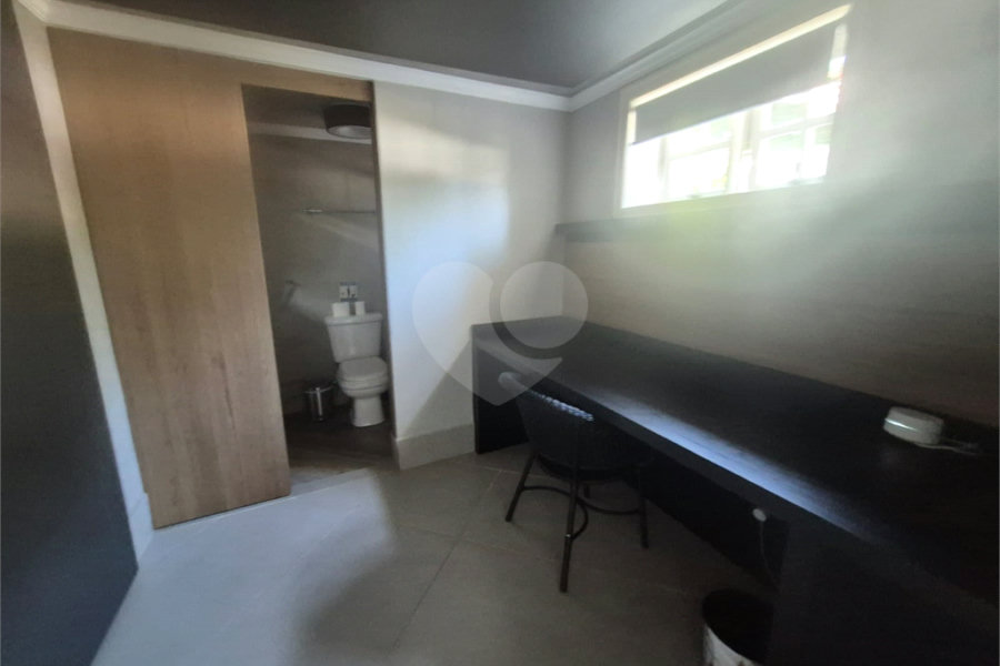 Casa à venda com 5 suítes no condomínio Associação Reserva das Hortênsias, Mairiporã - SP