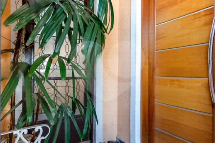 Sobrado à venda com 3 quartos, sendo 1 suíte, em Vila Nova Mazzei, São Paulo, SP